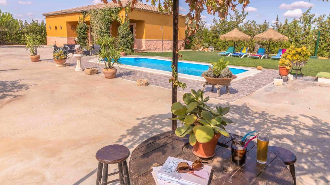 Casa Rural Villa Lucrecia La Lantejuela Bagian luar foto