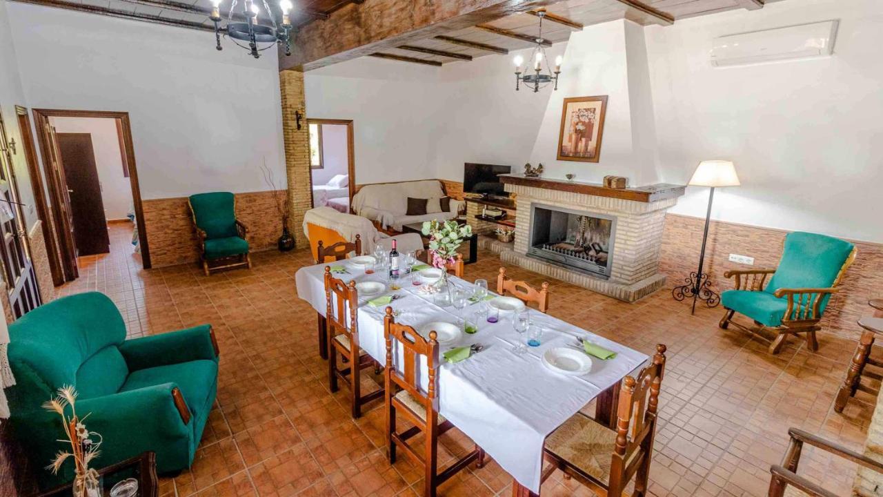 Casa Rural Villa Lucrecia La Lantejuela Bagian luar foto