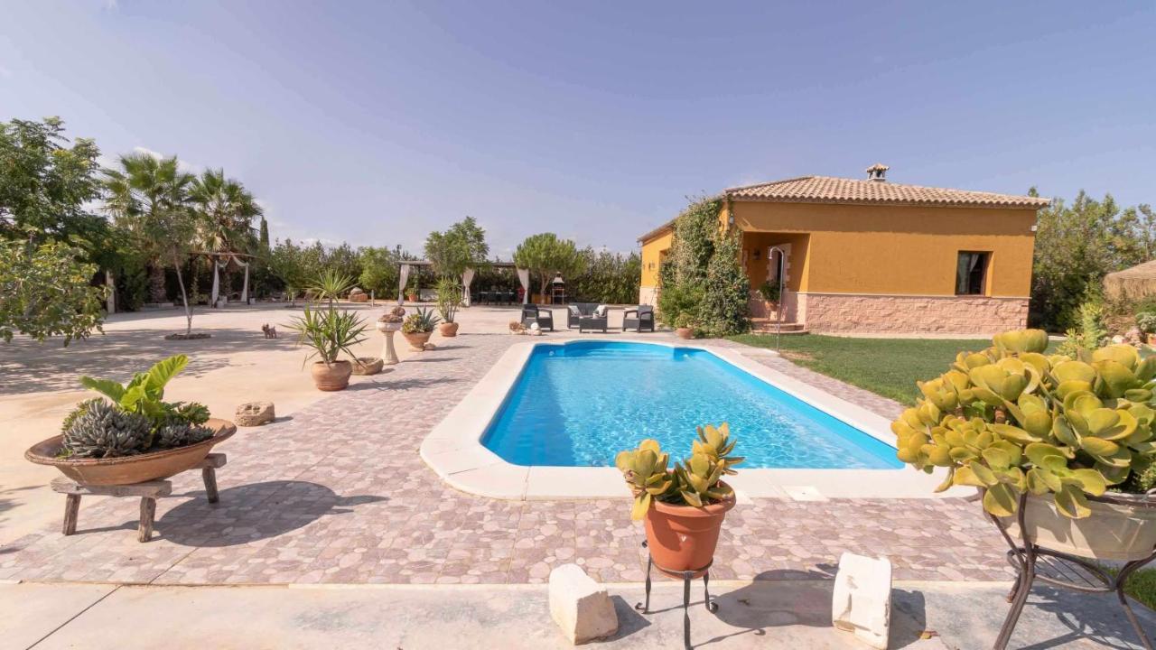 Casa Rural Villa Lucrecia La Lantejuela Bagian luar foto