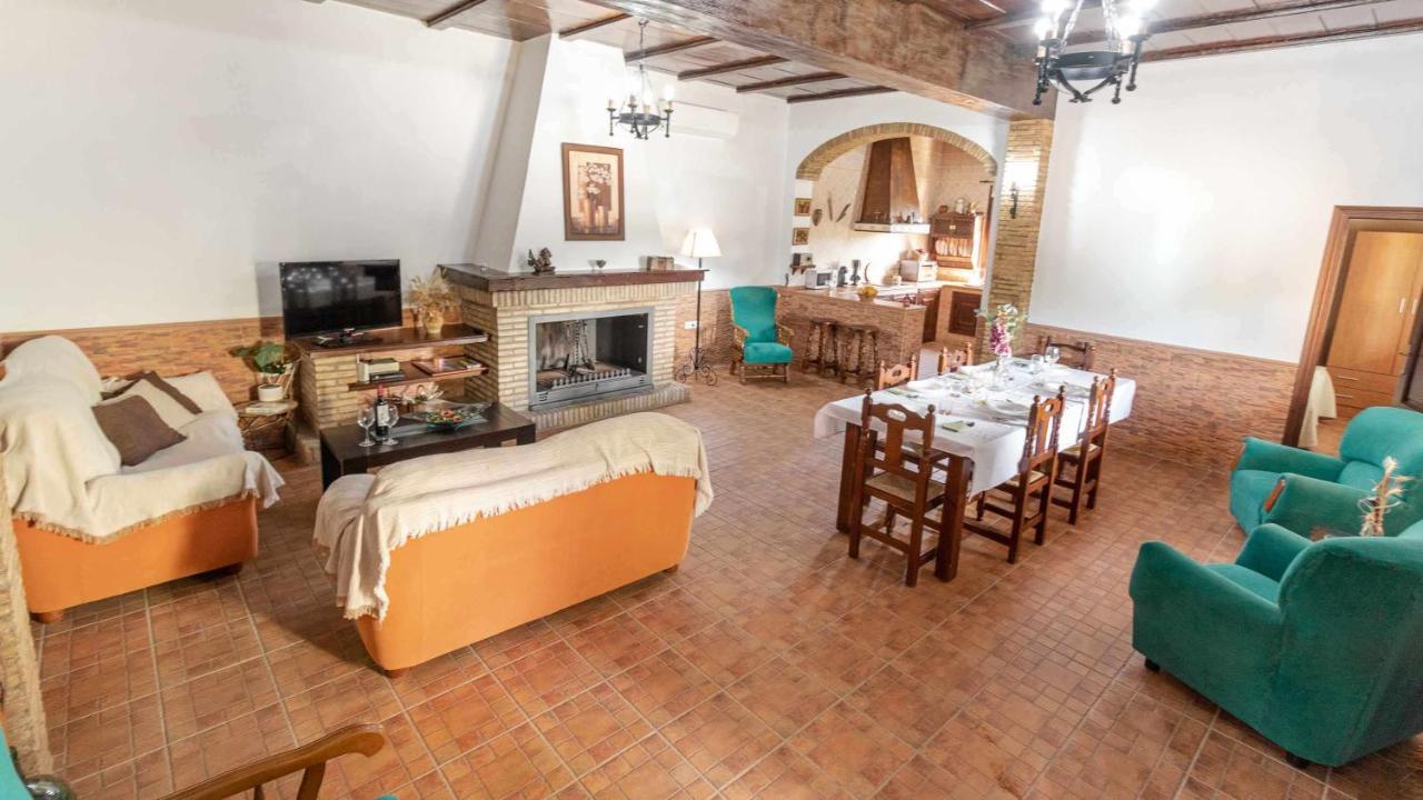 Casa Rural Villa Lucrecia La Lantejuela Bagian luar foto